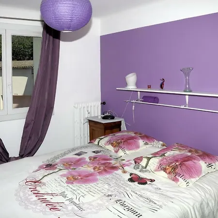 Cosy Nimes Apartment Nimes